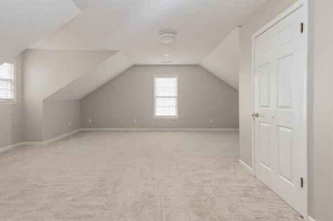 Building Photo - 100 Riverwalk Pl