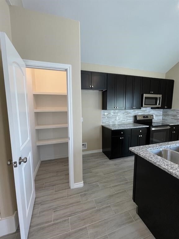 Building Photo - 16682 E Forrestal St