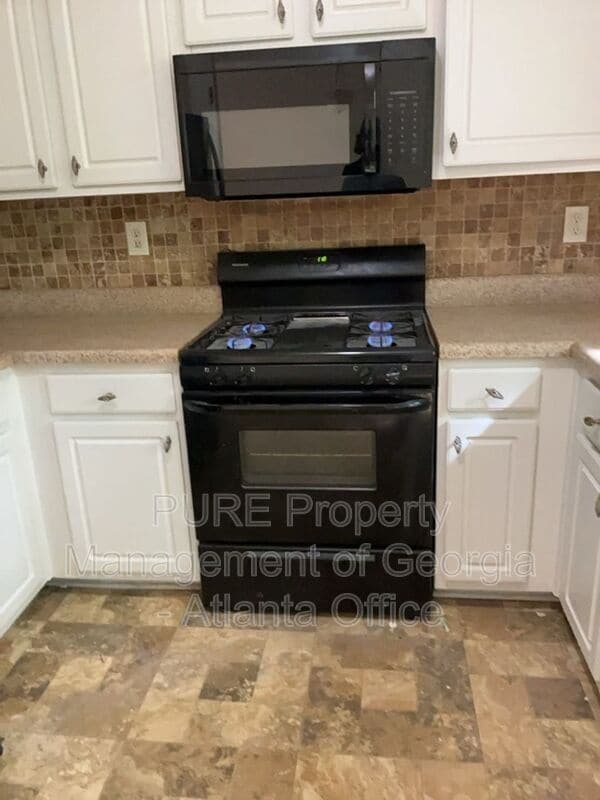 Building Photo - 2447 Reeves Creek Rd