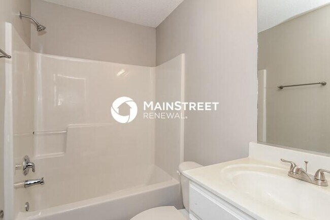 Building Photo - 4 Bedroom Pet-Friendly Home in Winston-Salem, NC with Main Street Renewal
