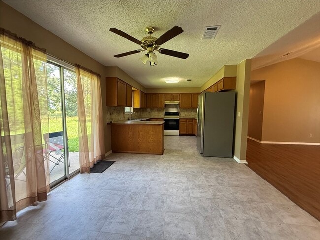 Building Photo - 2446 Ridgeway Loop