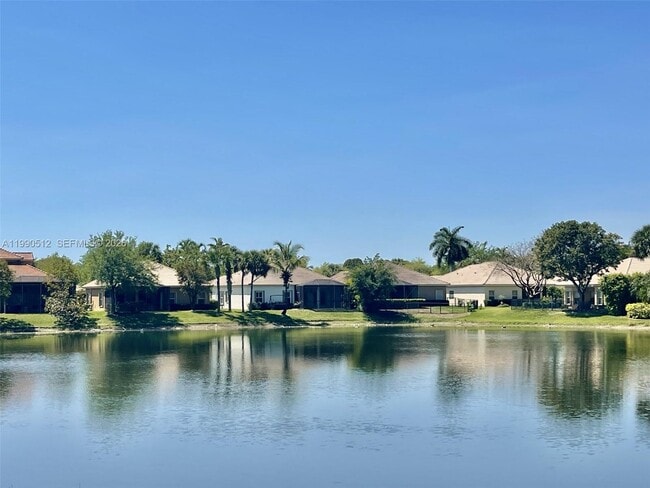 Building Photo - 11289 NW 65th Manor