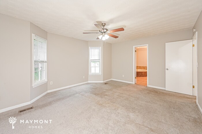 Building Photo - 35 Knights Cir