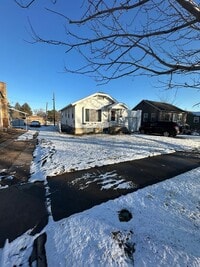 Building Photo - BBLB2224