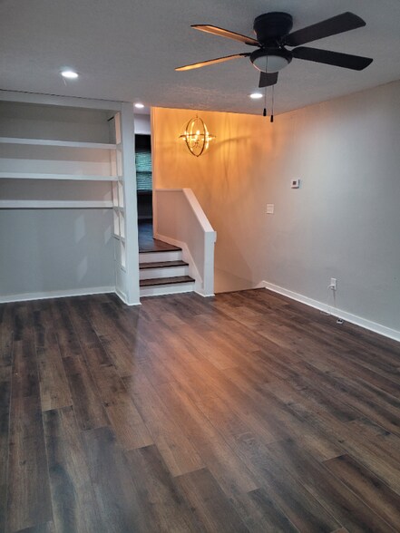 Building Photo - 4981 Crowe Dr SE