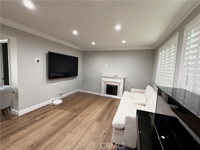 Building Photo - 4079 Av. Sevilla