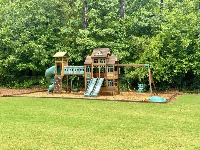 Building Photo - 139 Fisher Mill Dr