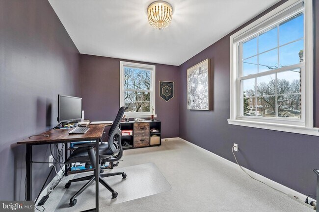 Building Photo - 273 Westbrook Dr