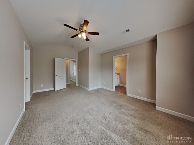 Building Photo - 1526 Flowering Peach Trail