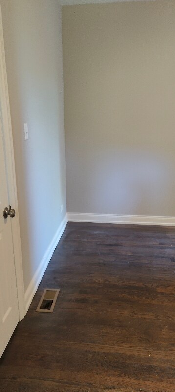Building Photo - 1221 S Avers Ave
