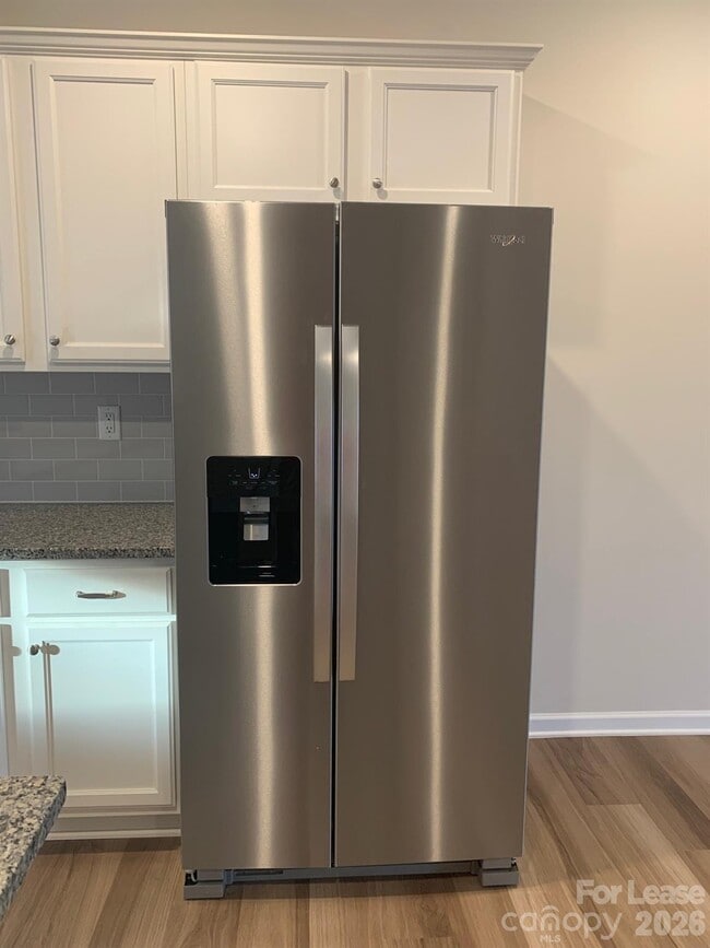 Building Photo - 446 Sagecroft Ln