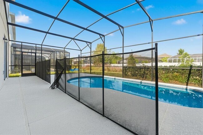 Building Photo - 4483 Monado Dr