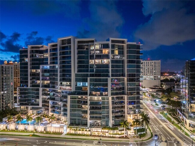 Building Photo - 1155 N Gulfstream Ave