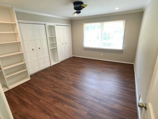Building Photo - 4297 Blackland Way