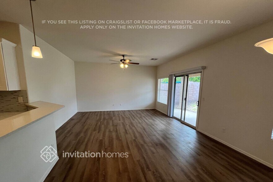 Building Photo - 15844 W Ventura St