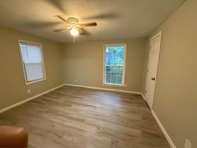 Building Photo - 3 Bedroom 1 Bathroom Home for Rent