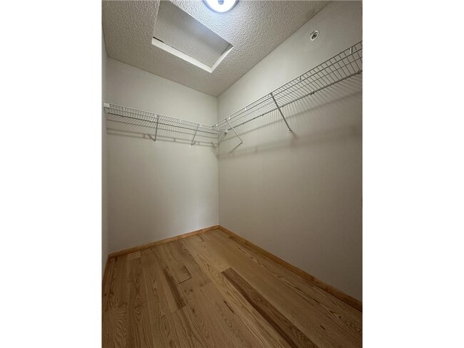 Building Photo - 5522 100th Ln