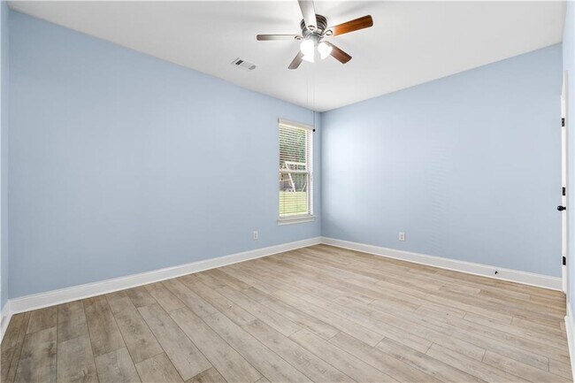 Building Photo - 5430 Breckinridge Ln