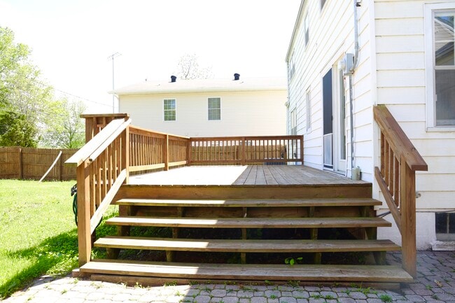Building Photo - 1602 N Olive St