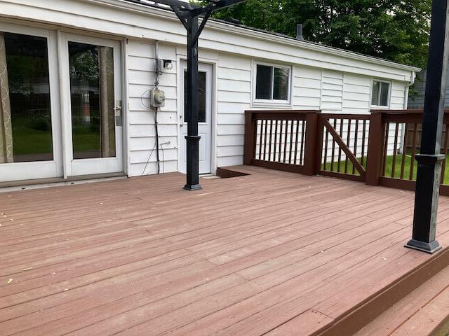 Building Photo - 3300 Fernwood Ave