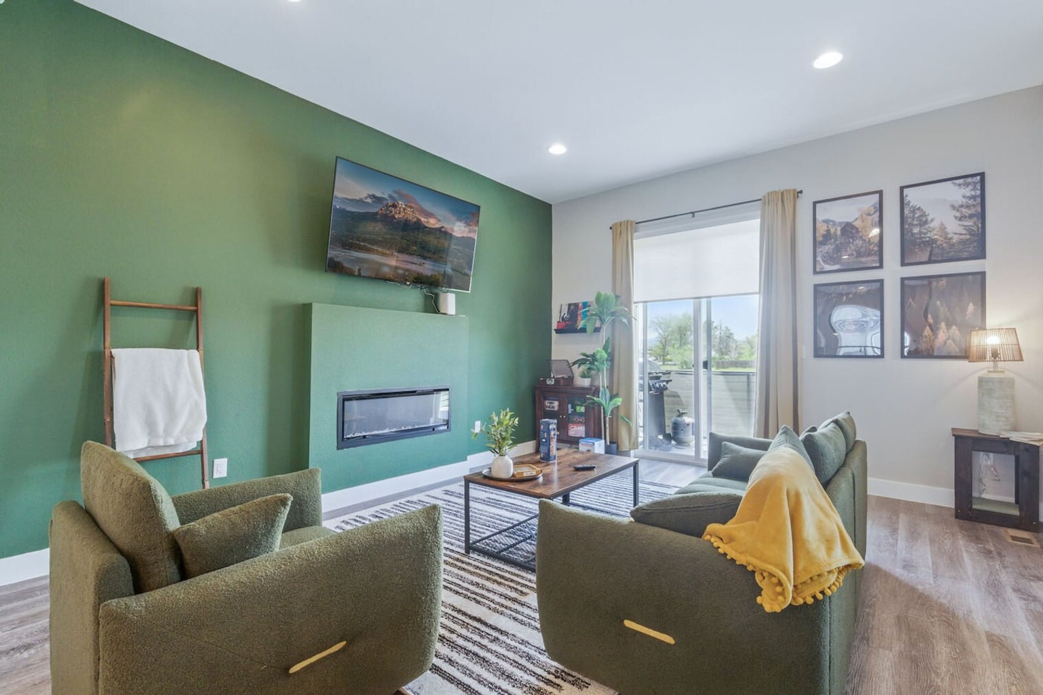 Building Photo - 6029 Benton St