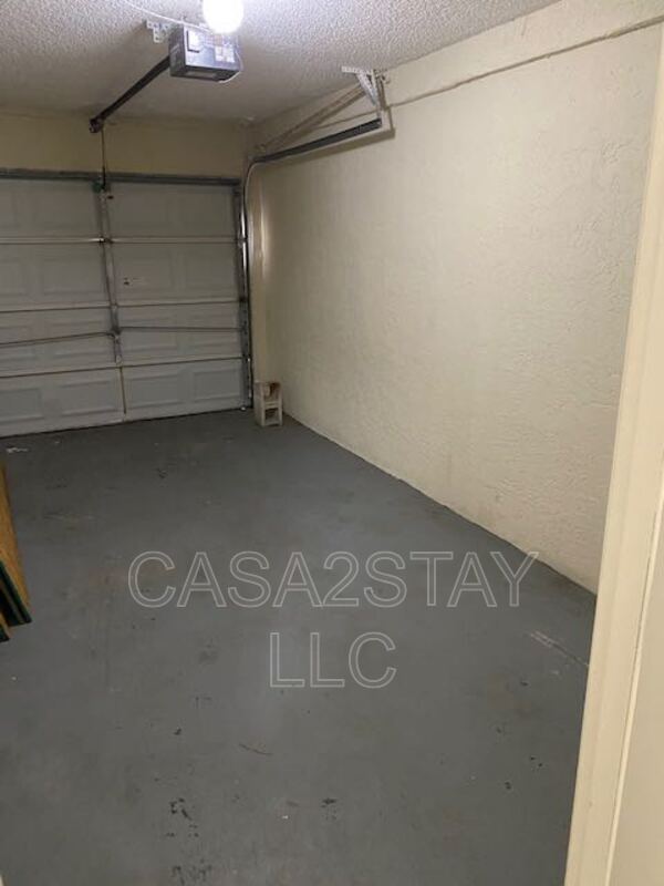 Building Photo - 7295-7297 Albany Rd.