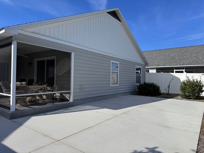 Building Photo - 1158 Old Dominion Rd