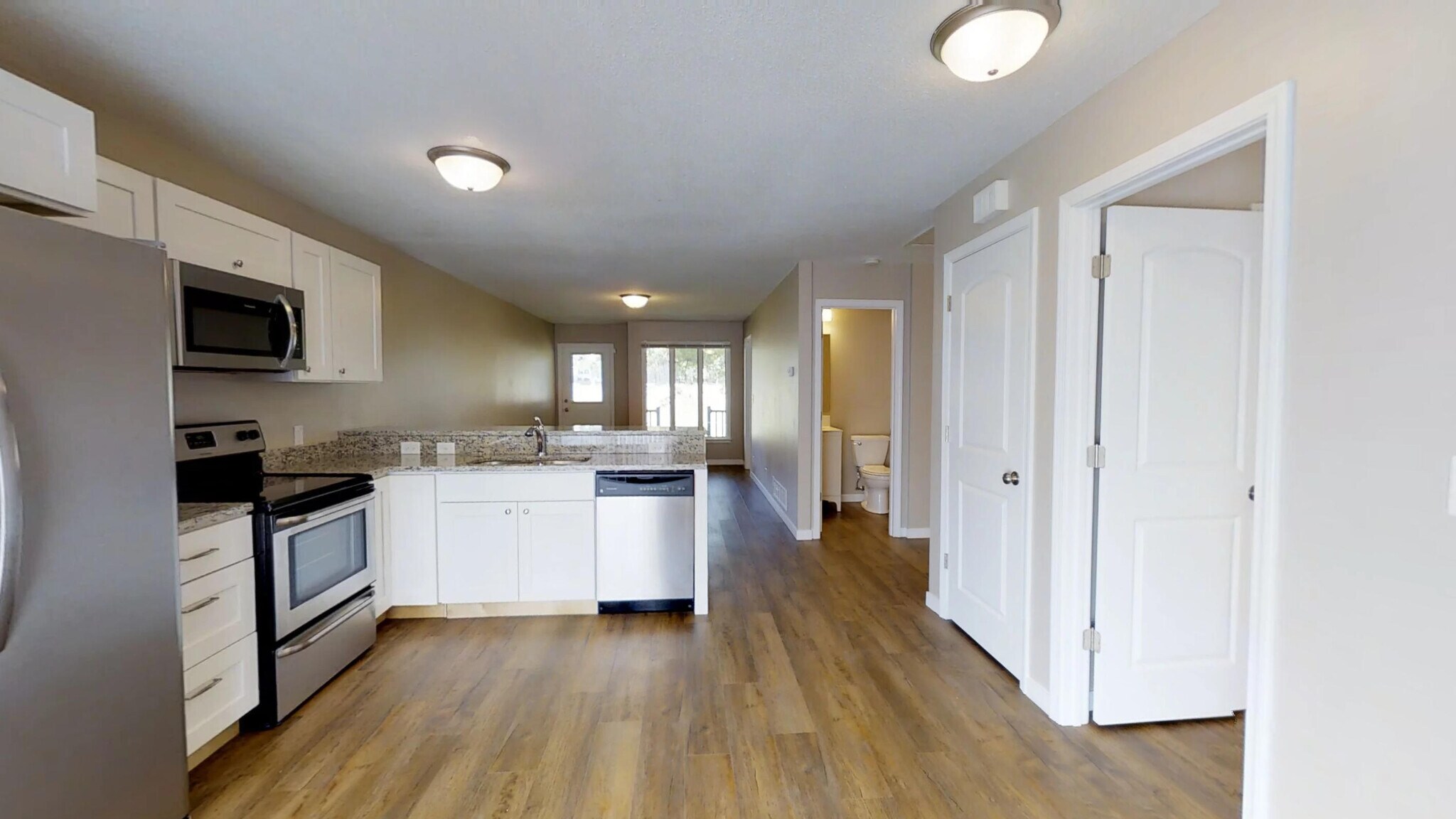 Building Photo - 3035 Parkwild Dr