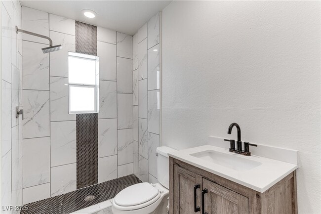 Building Photo - 309 N 16th St