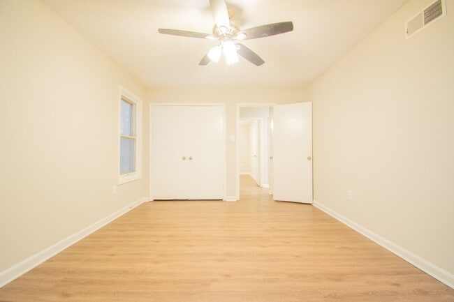 Building Photo - Renovated 3BR/2B home in 38134