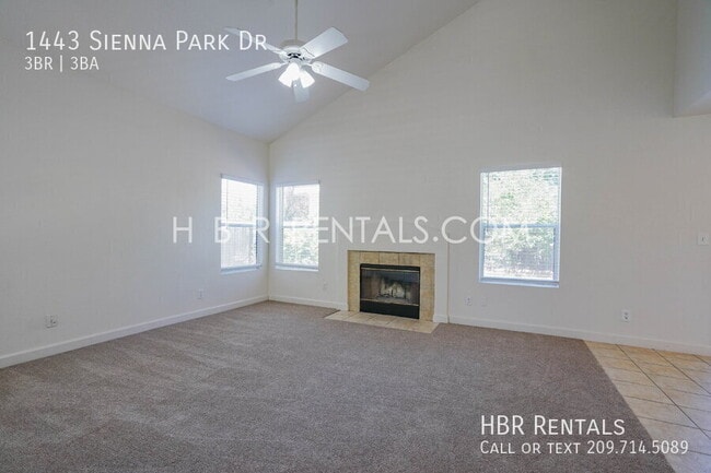 Building Photo - 1443 Sienna Park Dr