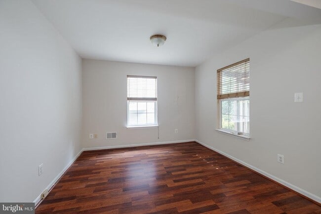 Building Photo - 5319 Waldo Dr