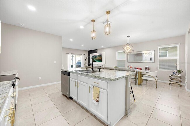 Building Photo - 1368 Berry Ln