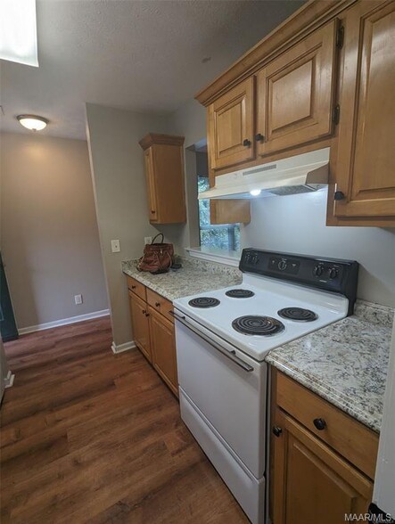 Building Photo - 3557 Edgewood Rd