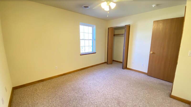 Building Photo - 525 Sir Benjamin Way