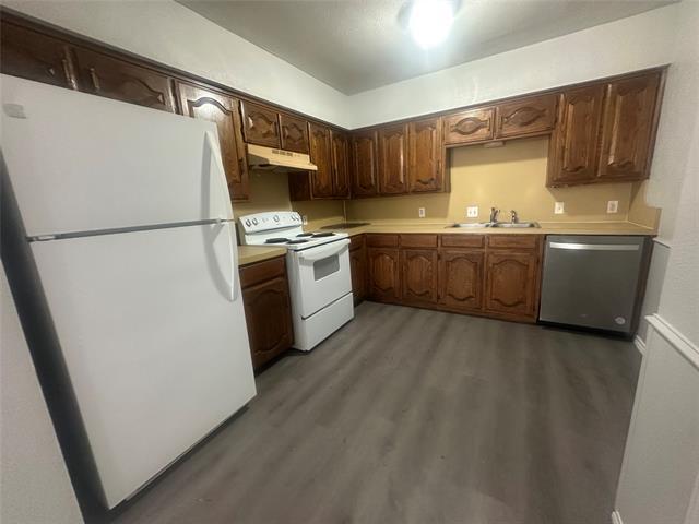 Building Photo - 1408 15th Pl