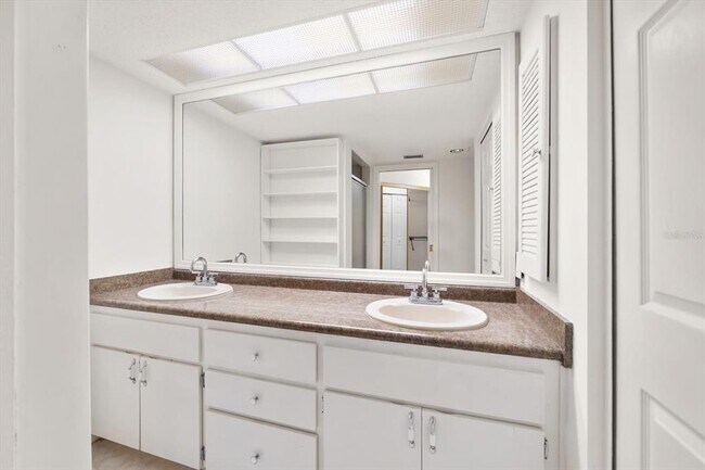 Building Photo - 3954 Sailmaker Ln