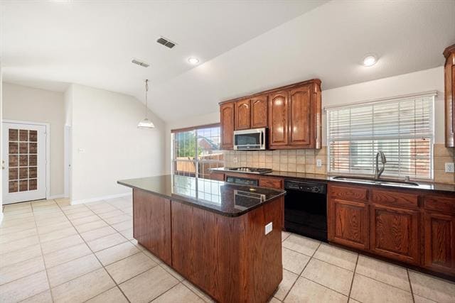 Building Photo - 4136 Greenfield Dr
