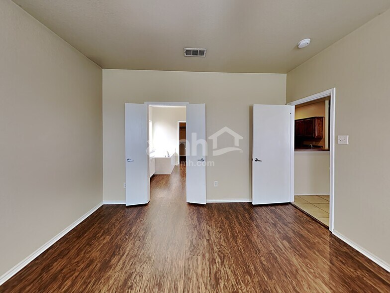 Building Photo - 1224 Dianthus Dr