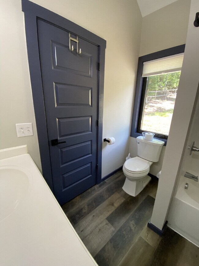 Building Photo - 2 Bed/1 Bath home - Prime location in Pickens