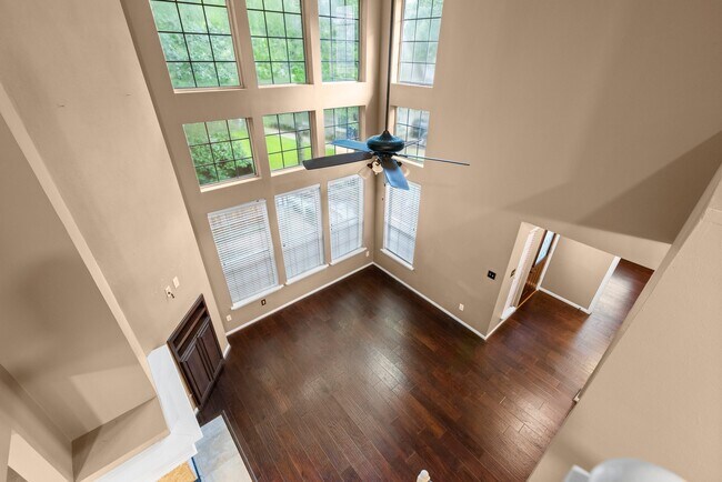 Building Photo - 70 Harvest Wind Pl