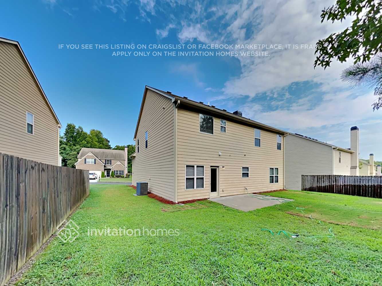 Building Photo - 833 Whitfield Oak Way NE