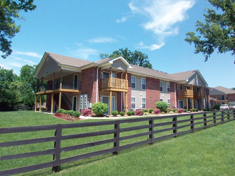 Walnut Grove 1602 Clover St Louisville KY 40216 Apartment Finder