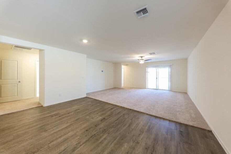 Building Photo - 25751 W Coles Rd