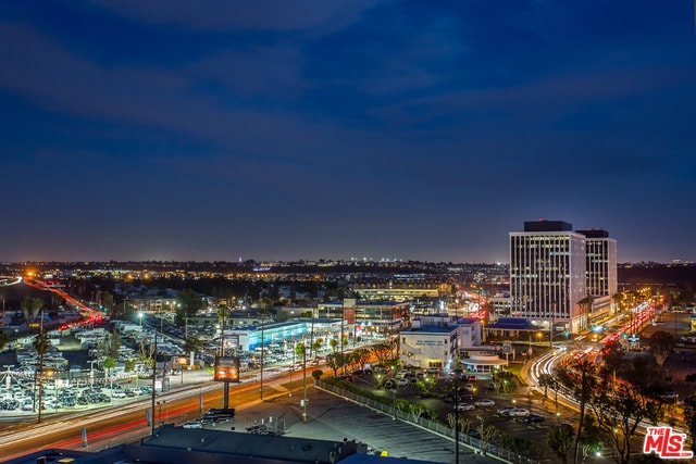 Building Photo - 13600 Marina Pointe Dr