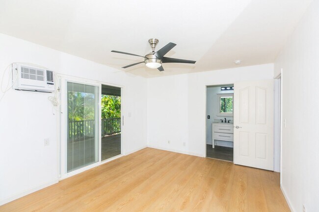 Building Photo - Beautiful 4 bedroom /2.5 bath in Royal Kunia