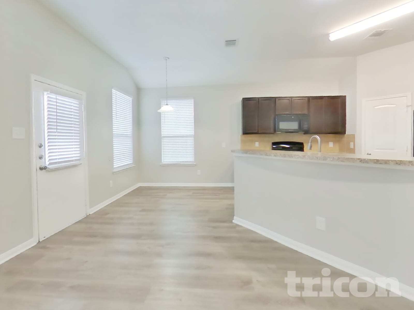 Building Photo - 12850 Spruce Cir