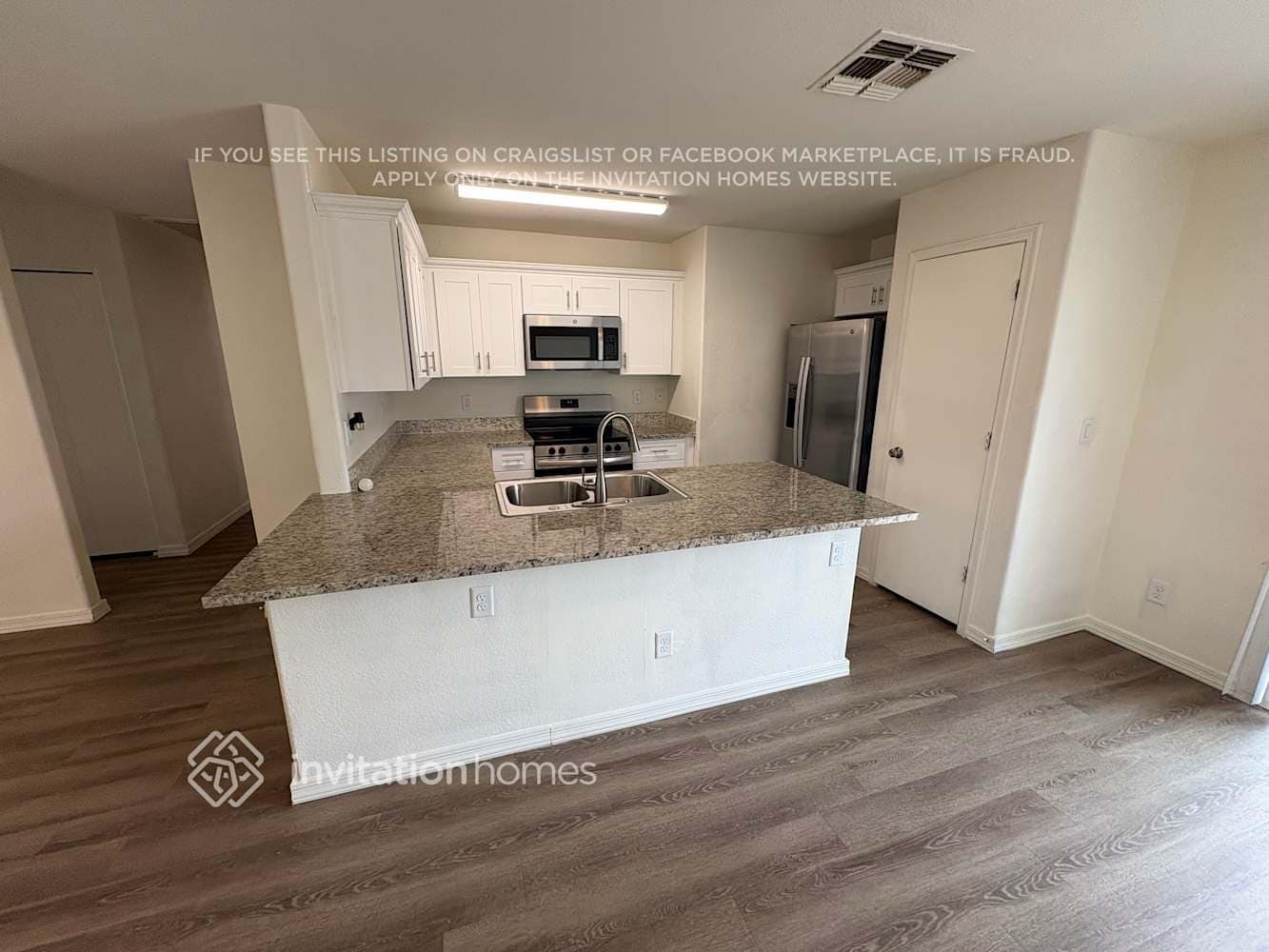 Building Photo - 7116 W Whyman Ave