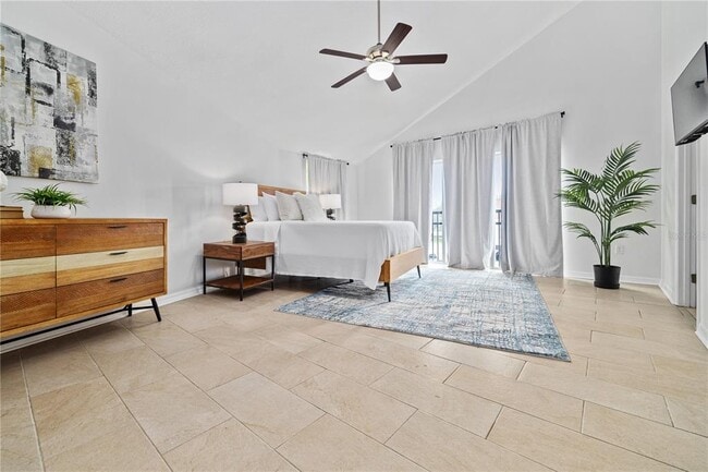 Building Photo - 9415 Citrus Glen Pl