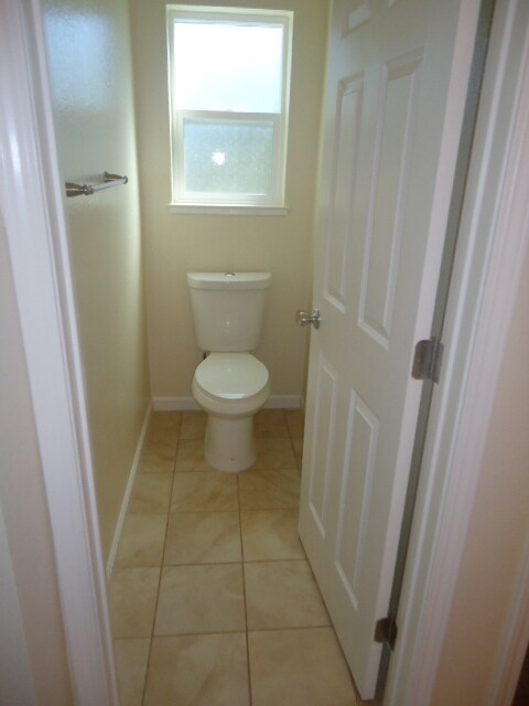 Building Photo - East Vallejo Beauty Available 6/7/26